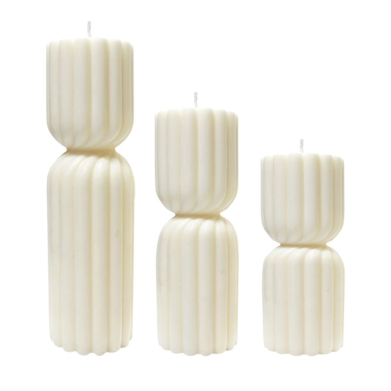 Alba columna Romana (color nativus fieri potest)